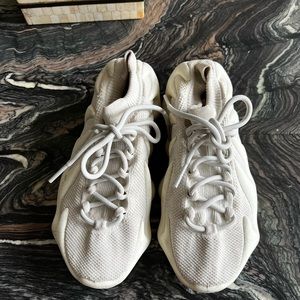 COPY - Yeezy sneakers